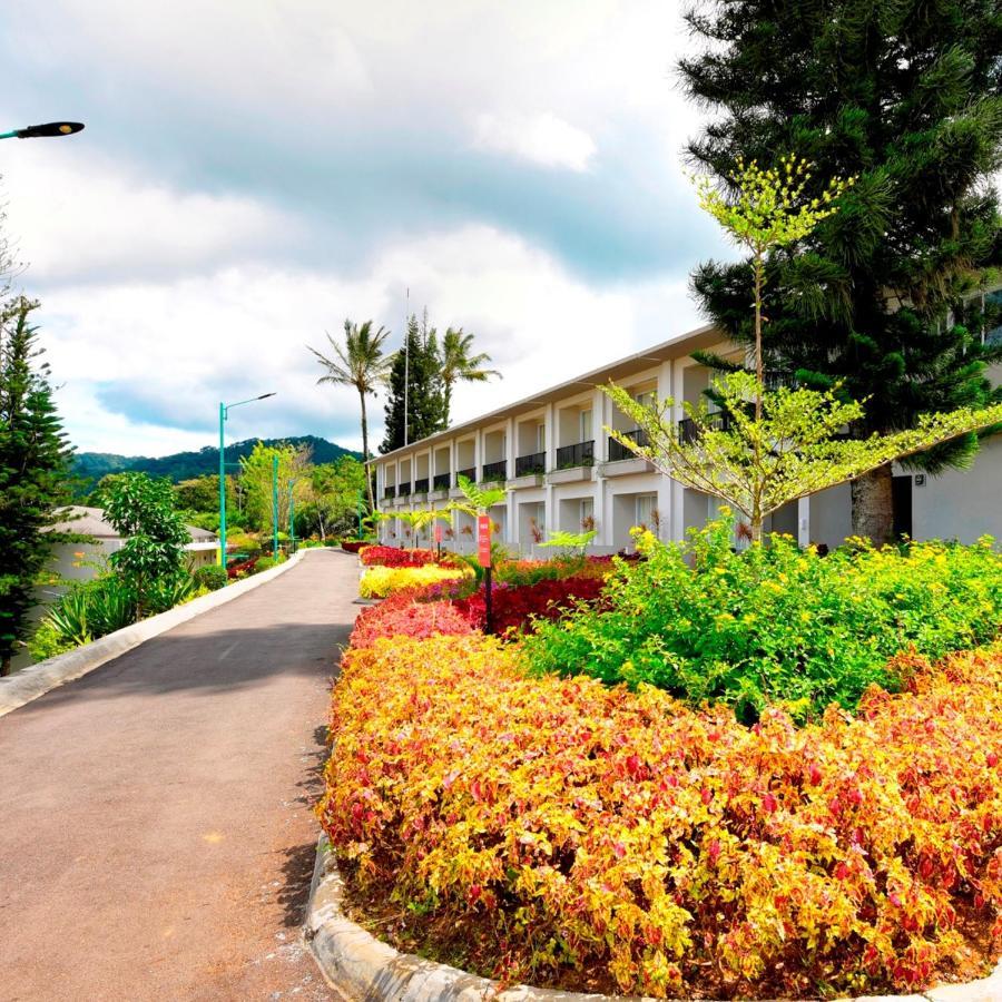 The Balcone Suites & Resort Bukittinggi Exteriér fotografie