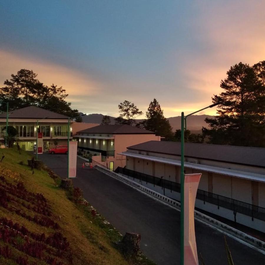 The Balcone Suites & Resort Bukittinggi Exteriér fotografie